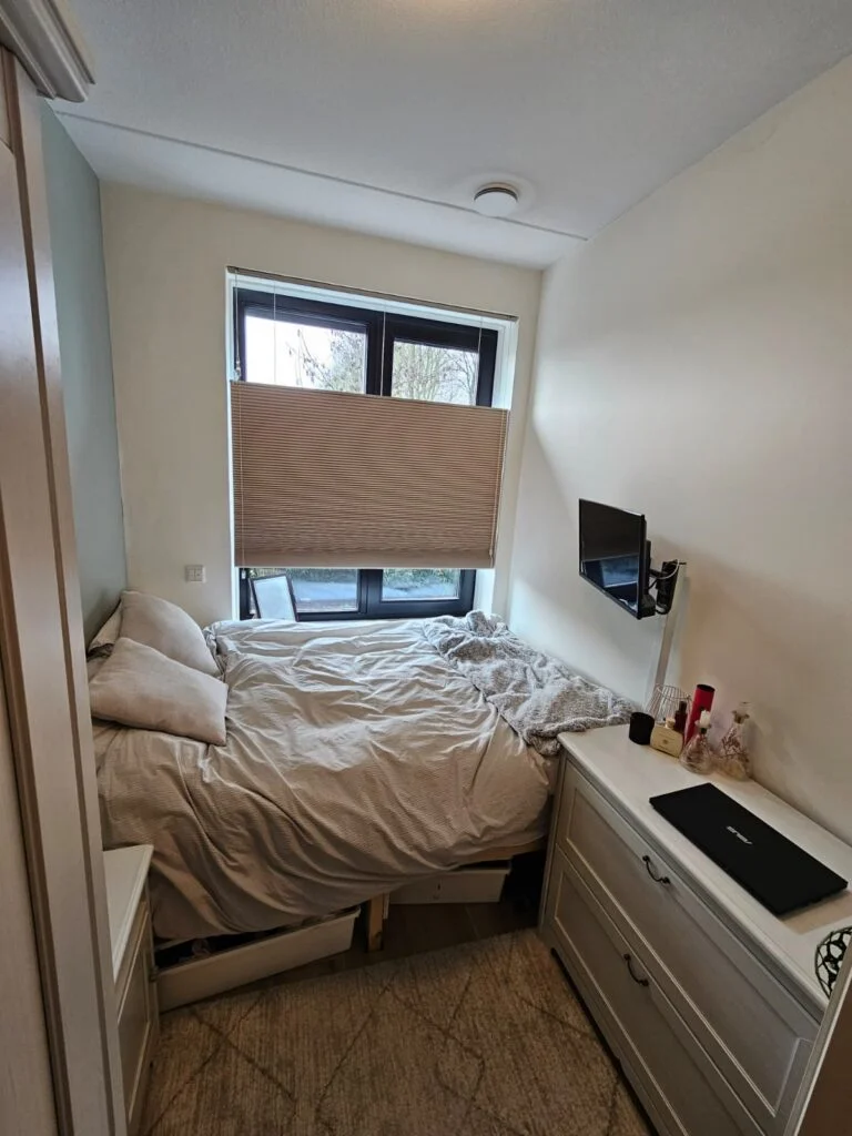 Valderik, Houten foto 3