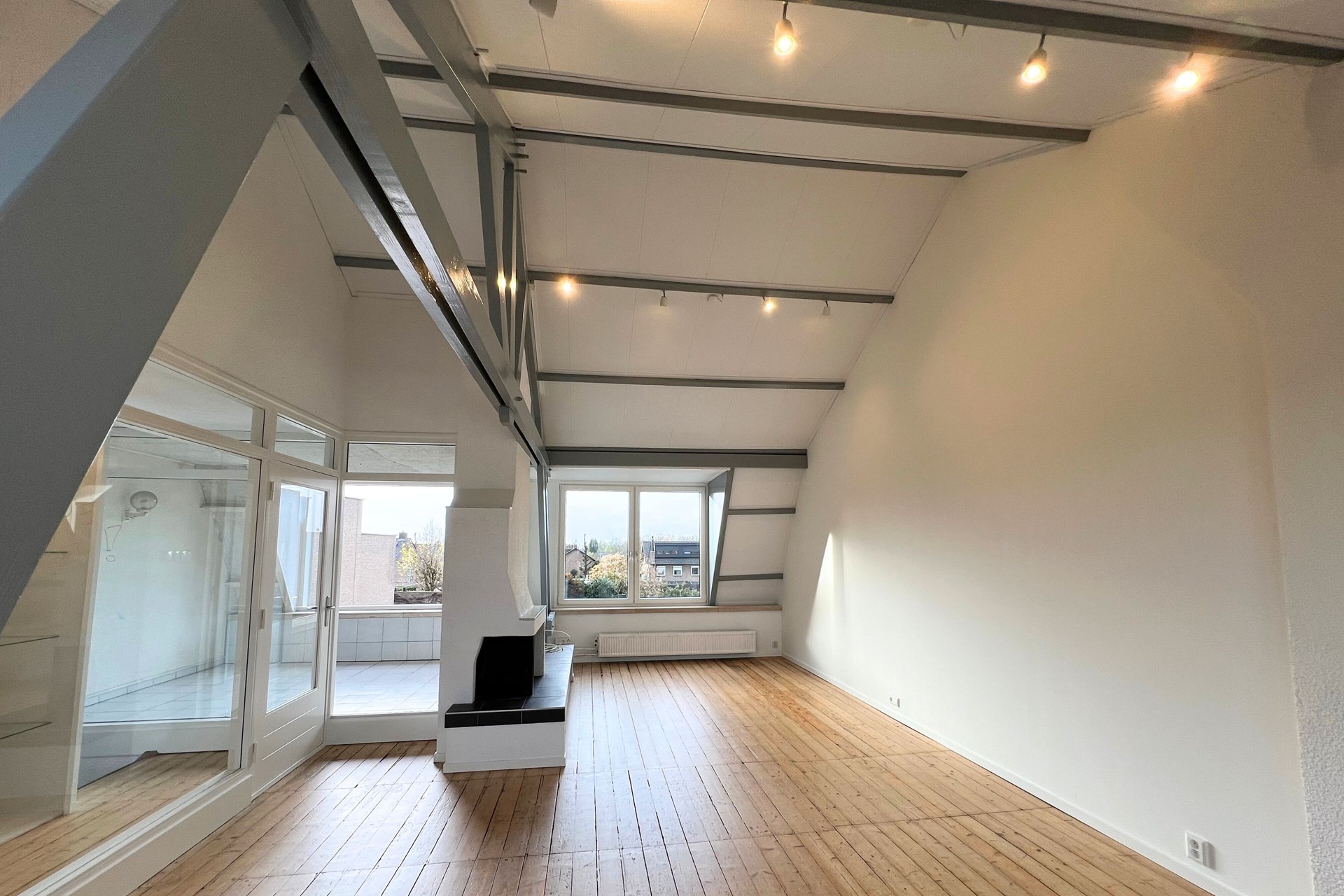 Prins Mauritslaan 76a, Beek L foto 3