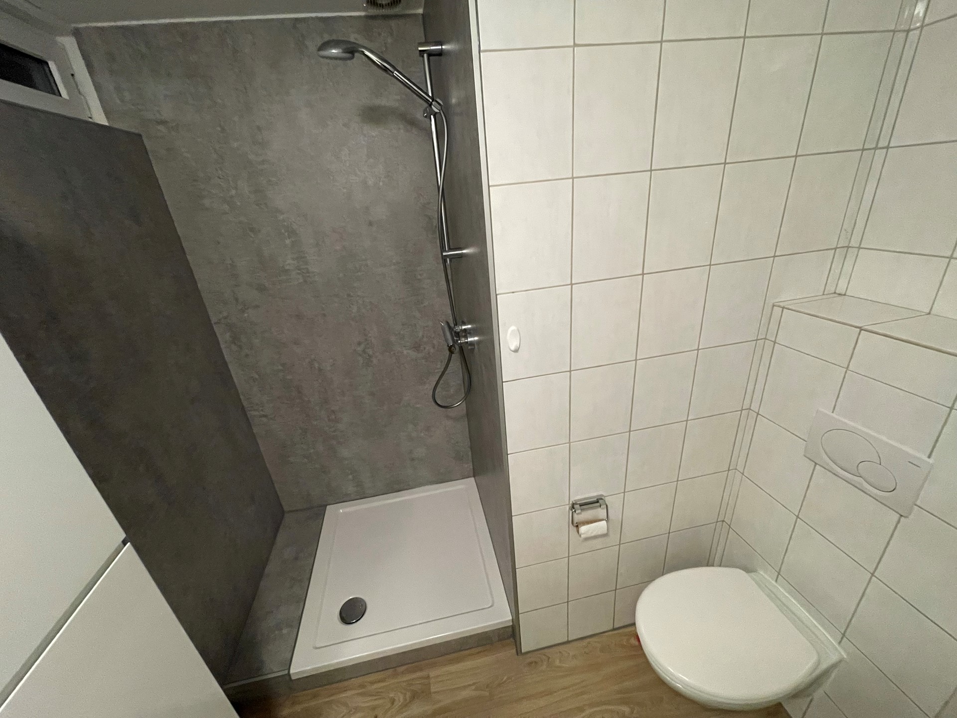 Veldekelaan 11, Beek L