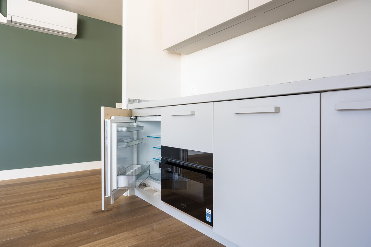 West 49-F, Koggenland