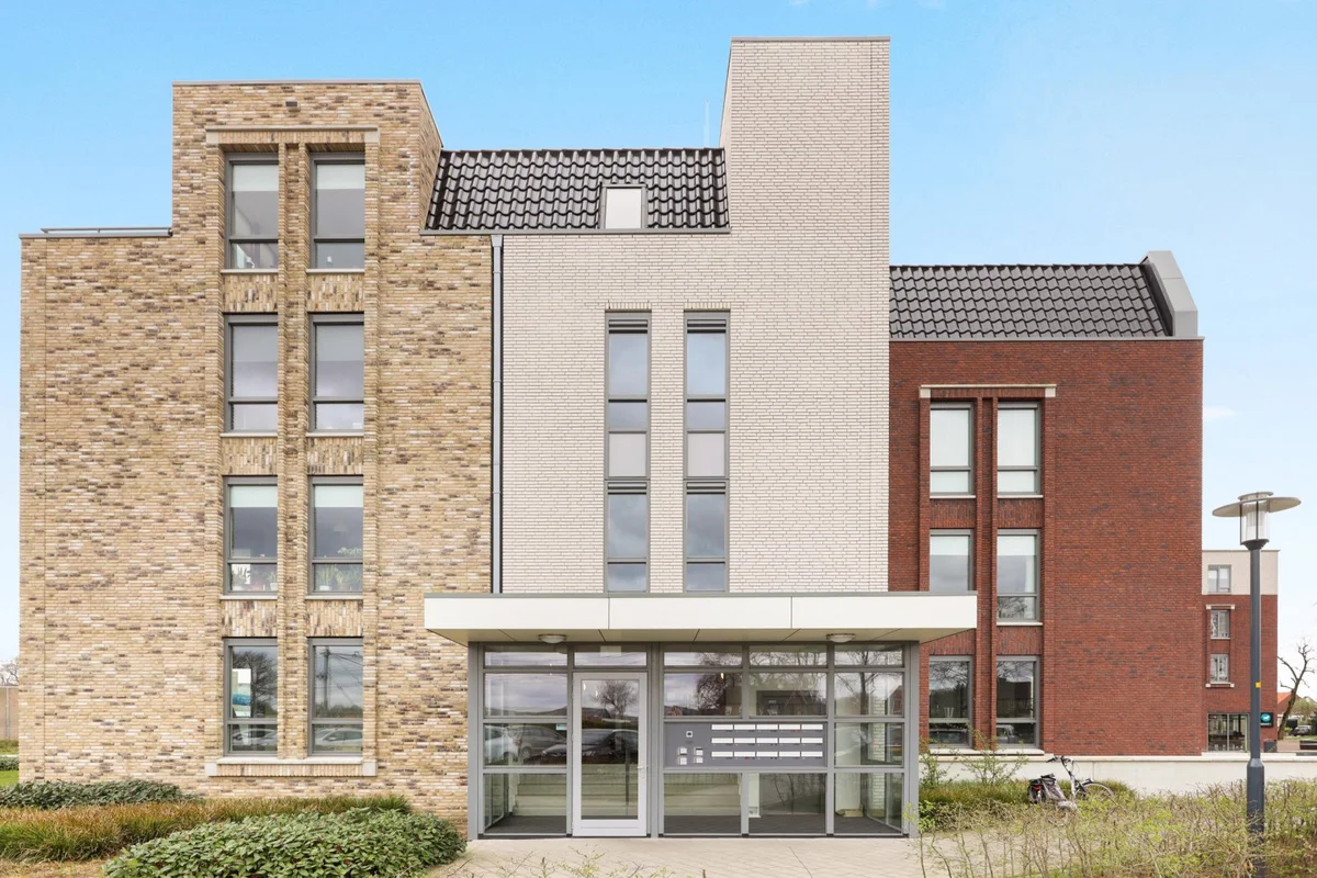 Stationsplein, Rheden