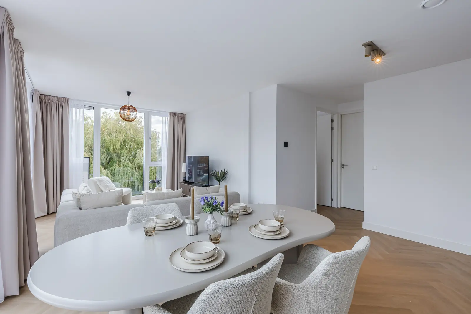 Hoofdweg 1197 A, Haarlemmermeer