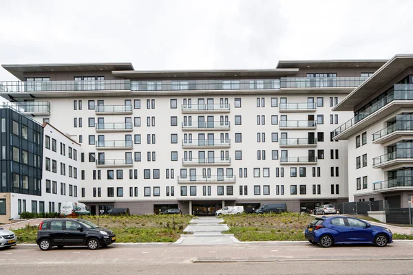 Burgemeester Rijnderslaan, Amstelveen