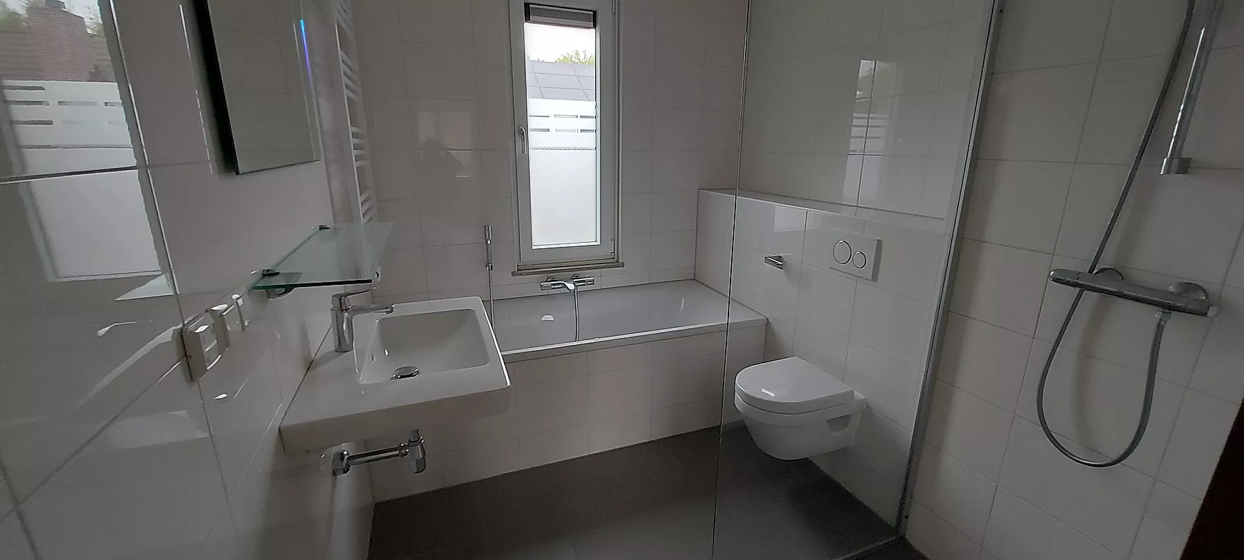 Witmoeren, Breda foto 5