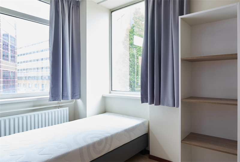 Schipholweg, Leiden foto 2