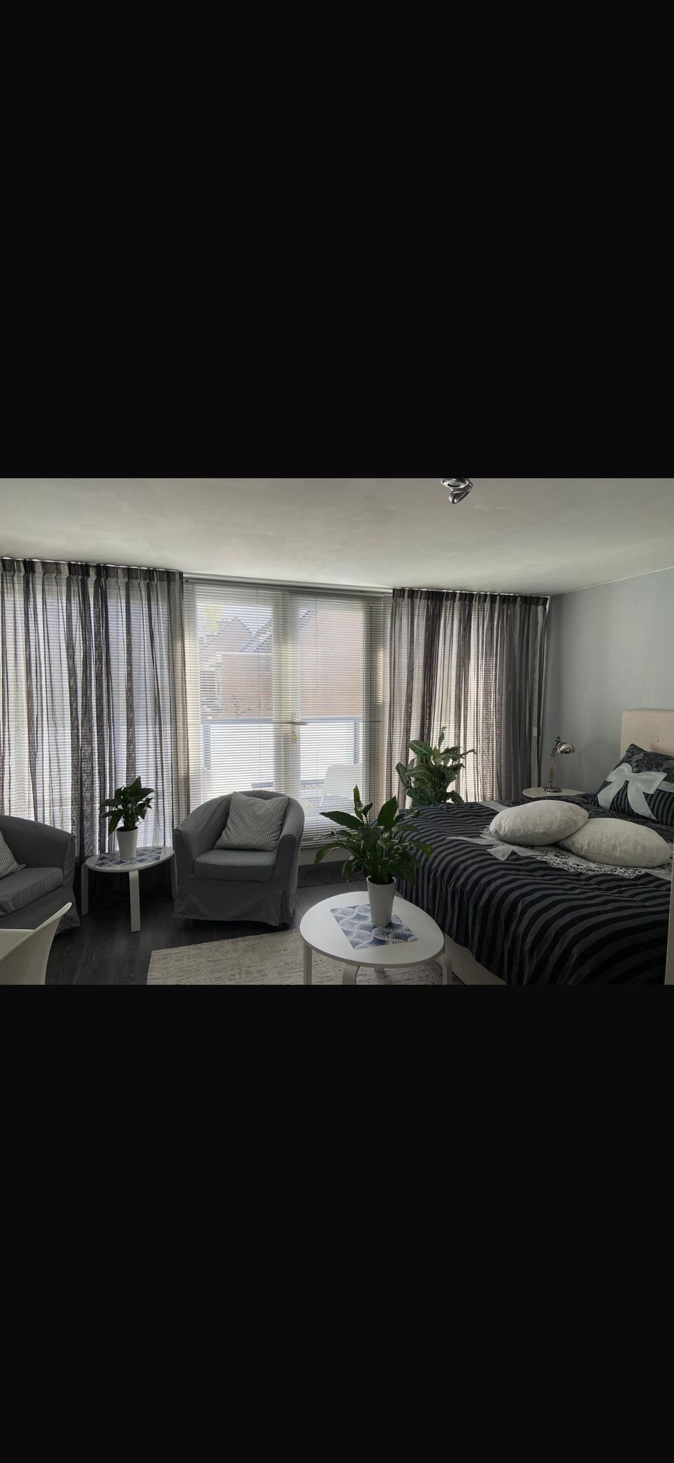 Logger, Amstelveen foto 3