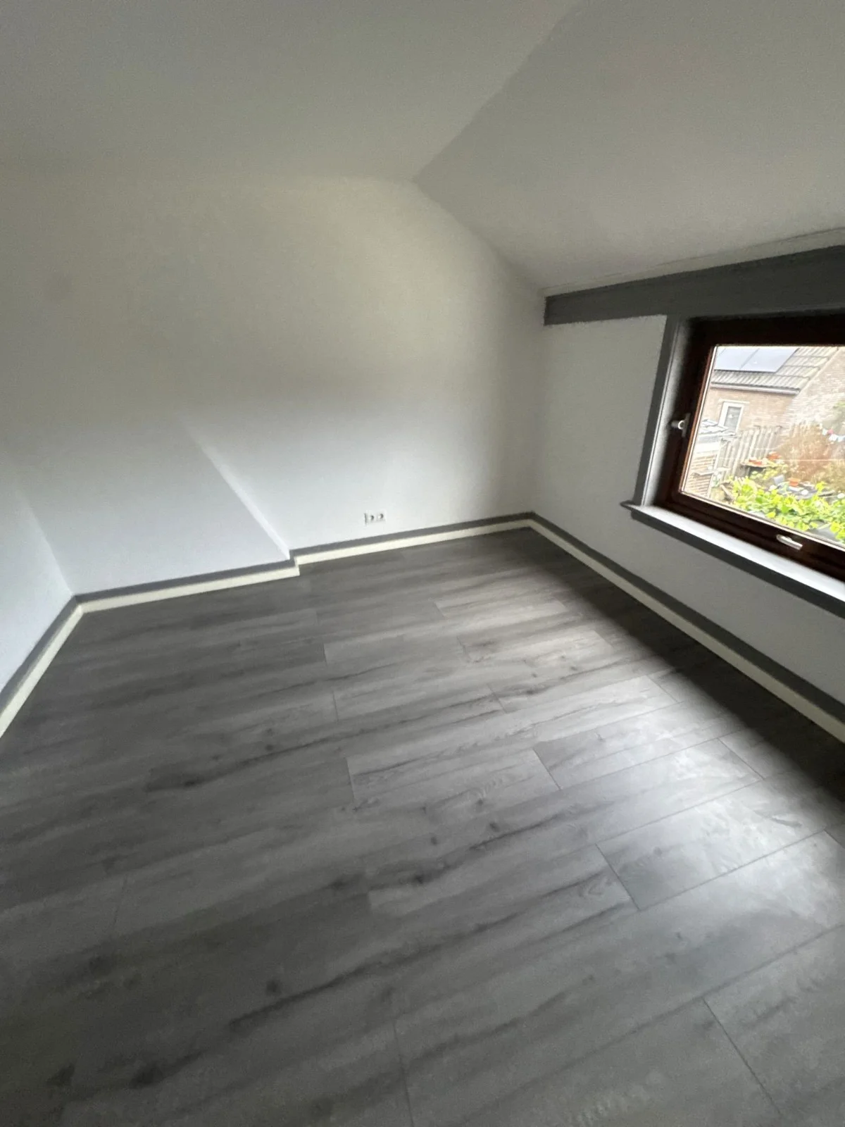 Linkensweg, Oss foto 3